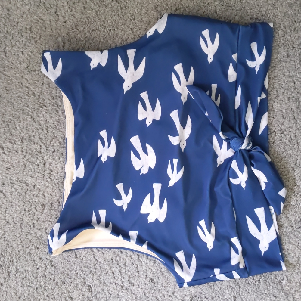 Lime Ricki birds knotted crop swim top size M